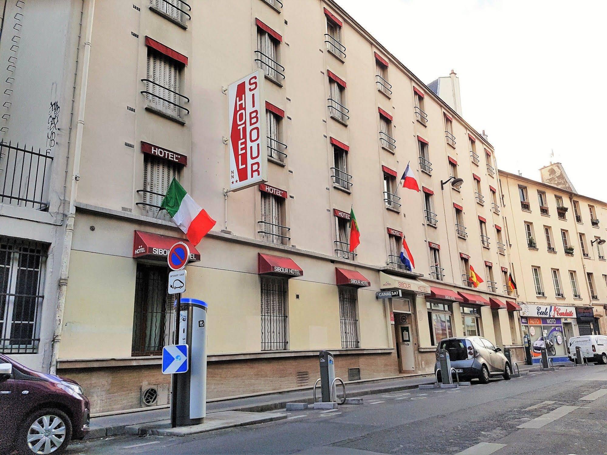 فندق Ibis Styles Paris Gare De L'Est Magenta المظهر الخارجي الصورة